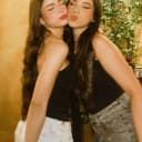 Larissa & Bia
